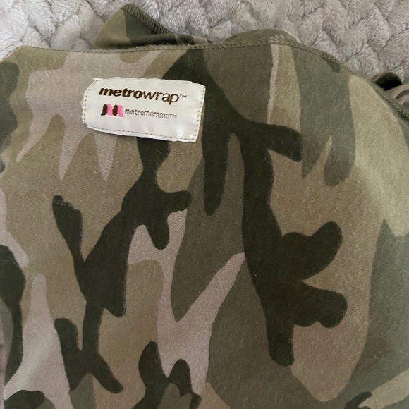 Metromama camo wrap - Picture 2 of 2